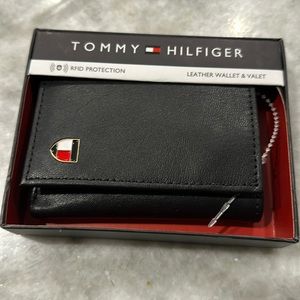 Tommy Hilfiger Wallet